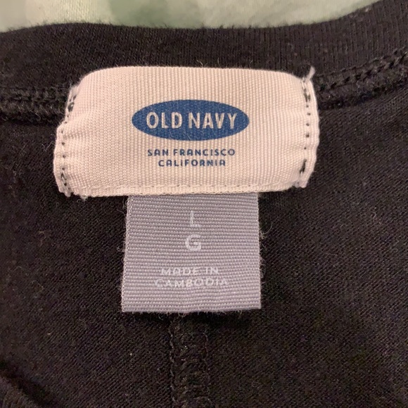 Old Navy Black Tee L - Picture 4 of 4